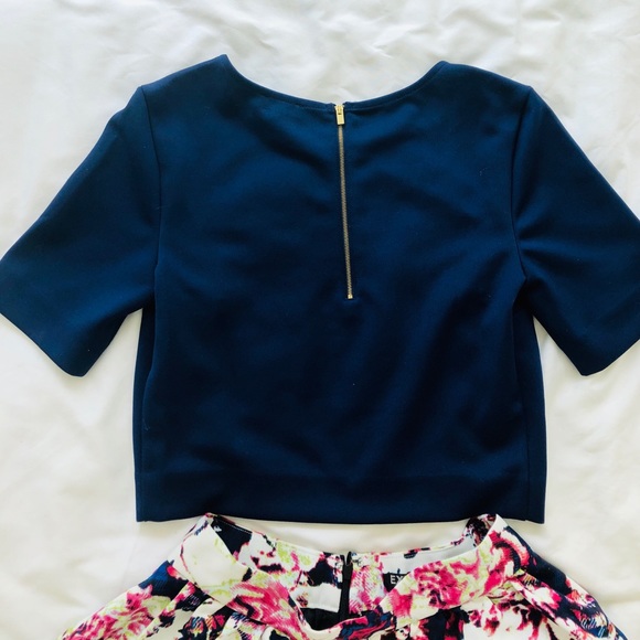 Floral skirt and crop top - Picture 4 of 4